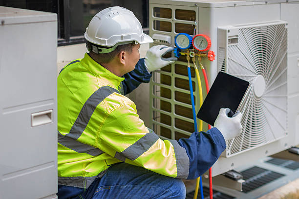 Professional Hvac Installation technician working in Hallsville, TX